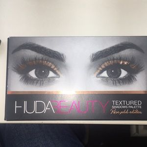 Rose gold edition shadows palette ( reserved)